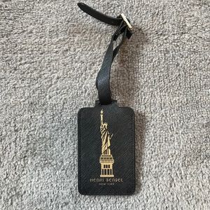 Henri Bendel Statue of Liberty Luggage Tag EUC